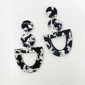 Pendientes de aro de resina multicolor de último diseño, joyería de moda para mujer para fiestas y bodas HF CRAFTS - Product Image 1