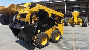 Minicargadora CAT 272D3 XE a la venta en buenas condiciones de trabajo - Product Image 4