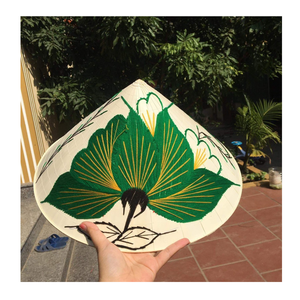 Chapeau conique en bambou Non La artisanal du Vietnam, commerce commercial, chapeaux en feuilles de palmier asiatiques à prix avantageux - Product Image 2