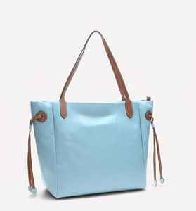 Sac fourre-tout en cuir véritable bleu ciel, motif bonbon tendance, deux poignées, résistant à l'eau, grand sac à main pour femme, sac de voyage - Product Image 2