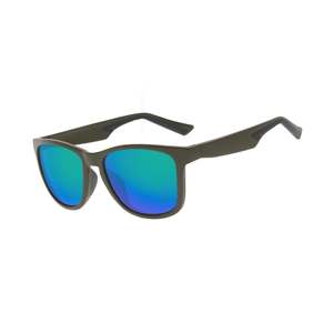 Gafas de sol con marco azul degradado para mujer con protección HD UV400, accesorios de playa perfectos - Product Image 1