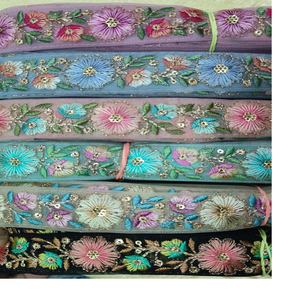 Lacets de travail en fil brodé sur mesure avec options multicolores en paillettes brodées de 1.5 pouces de largeur - Product Image 4