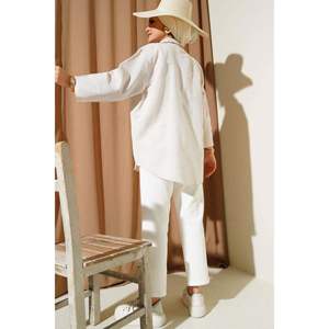 กิโมโนผ้าลินินผูกด้านหน้าสีเบจ - Product Image 2