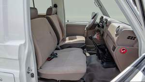 Nouveau TOYOTA LAND CRUISER - Product Image 2