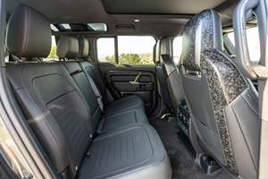 SUPER CLEAN 2025 LAN-D RO-VER DEFE-NDER OCTA EDITION ONE LISTO PARA SER ENVIADO - Product Image 4