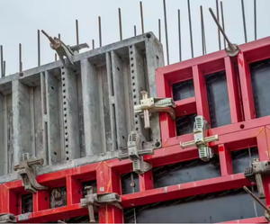 Contreplaqué filmé brun/noir pour la construction en extérieur, réutilisable 10 fois, fournisseur vietnamien, 8x4, 12-15-18 mm, E0 mélamine - Product Image 6