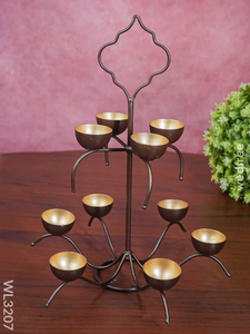 L'usine fournit chandelier bougeoir en métal pour l'extérieur brillant argent finition décoratif métal aluminium bougeoir - Product Image 6