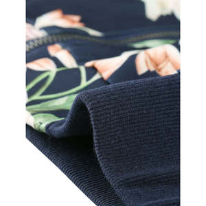 Chaqueta de bombardero de satén de calidad superior para mujer, logotipo personalizado, relleno de algodón transpirable, forro de nailon de otoño, chaqueta de invierno de gran venta - Product Image 4