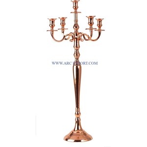 Nouvel arrivage de candélabres faits à la main à 5 bras en laiton poli or centre de table de luxe pour Noël et les événements de mariage décoratifs de table - Product Image 3