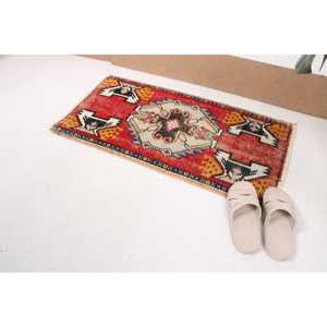 1.6x3.1 ft Rug, Turkish Vintage Rug, <b>Red</b> Check <b>Wool</b> Rug - Product Image 1