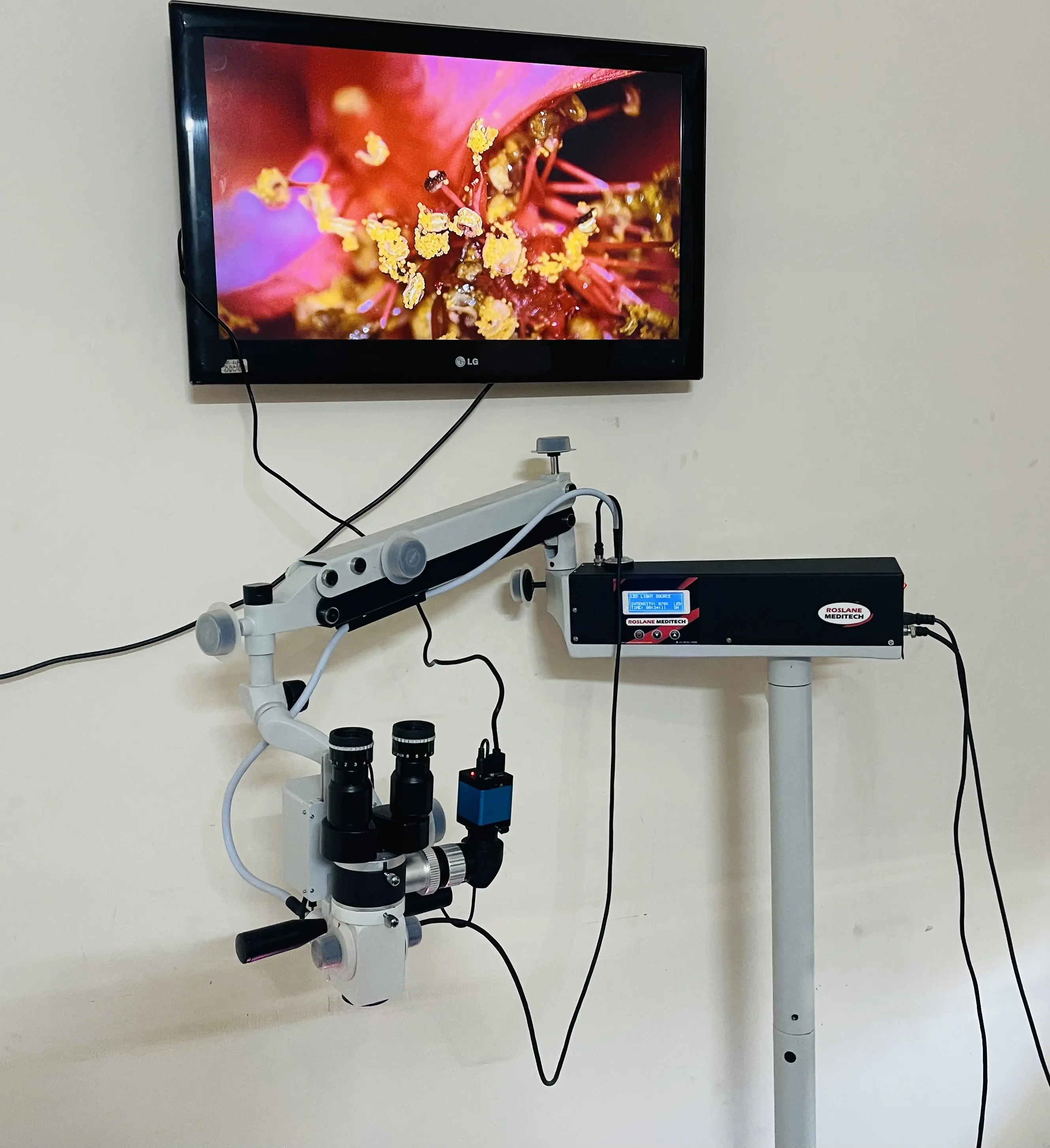 Lage Prijs Oor Neus En Keel Chirurgische Ent Operatiemicroscoop Oorchirurgie Microscoop Orale Chirurgie Microscoop Apparatuur