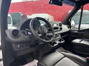 Usado 2021 Mer-cedes-Ben-z Sprinter 2500 Techo alto - Product Image 3