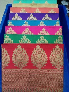 Floral brodé sur mesure de plusieurs façons de couleur dans des conceptions ethniques à des fins diverses en grande largeur et tailles pour la revente. - Product Image 4