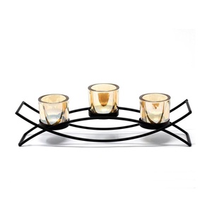 Bougeoirs votifs en métal au design moderne avec un savoir-faire exquis pour une ambiance élégante et un cadre confortable - Product Image 5