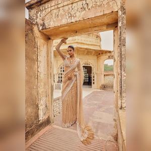 Costume Palazzo Indo-Occidental à Trois Pièces Brodé à la Main avec Séquence Tendance, Tissu Chinon, Vêtement de Fête pour Femmes, Robe Festive - Product Image 1