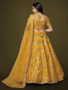 Vente en gros ensemble lehenga choli jaune avec un design floral spécial, qualité supérieure, offre en gros bon marché pour la saison des mariages - Product Image 4