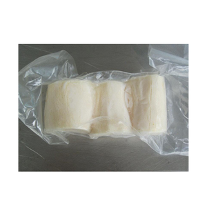 Yuca blanca congelada con superficie lisa, cortada o entera, ideal para comidas listas para cocinar y fábricas de alimentos - Product Image 6