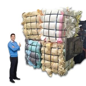 Matériau de remplissage de mousse déchiquetée de haute qualité pour déchets de mousse à mémoire de forme domestique pour la vente en gros - Product Image 2