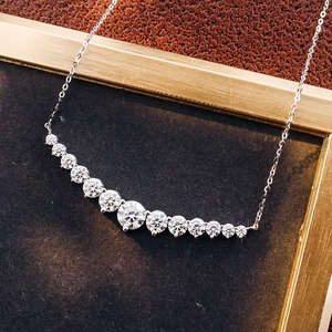 Colgante de diamante de moissanita de excelente calidad con diseño clásico, ideal para la colección de joyas de novia para mujer de proveedor indio - Product Image 4