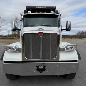 Camión Volquete Usado Asequible 2024 2023 2022 Peterbilt 567 de Tres Ejes, 510HP, Automático de 6 Velocidades - Product Image 1