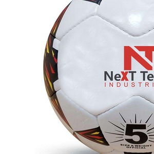 Tech Industries Ballon d'entraînement de football Matériau PU à des fins d'entraînement avec un design personnalisé et un logo personnalisé - Product Image 4