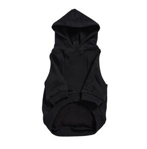 Sweat à capuche noir personnalisé pour chien 2026 – Coton respirant, motif uni, décontracté, pour l'hiver et l'automne – Vêtements pour chiens, sweats à capuche, vente en gros, OEM, ODM - Product Image 1