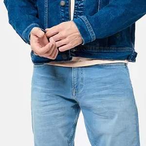 แจ็กเก็ตผ้ายีนส์สำหรับผู้ชายเสื้อแจ็กเก็ตเดนิมแบบมีกระเป๋าระบายอากาศได้ดีดีไซน์ใหม่มีสไตล์ - Product Image 5