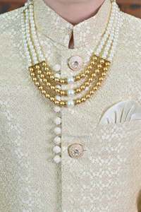 Elegante Traje Tradicional de Seda para Niños, Sherwani para Bodas y Fiestas, Sin Arrugas y con Protección Solar - Product Image 2