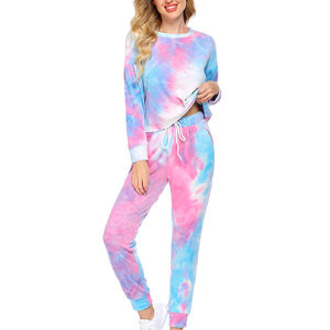 Survêtement confortable à la mode pour hommes et femmes Gym Training Running and Fitness Activewear avec des vêtements de sport durables élégants - Product Image 1