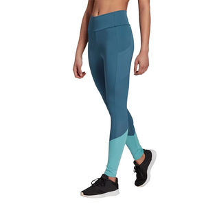 Leggings de yoga et de gym imprimés par sublimation de haute qualité pour femmes avec logo et impression personnalisés - Product Image 5