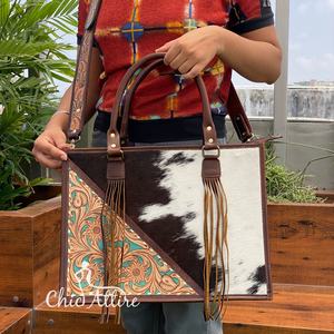 Nouvelle arrivée de sacs fourre-tout usinés à la main pour femmes sac à main personnalisé de luxe en cuir de vachette avec pompon pour rangement personnalisé - Product Image 1