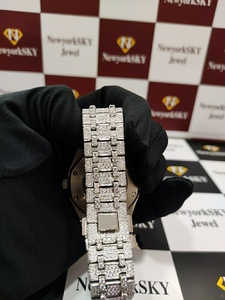 นาฬิกาข้อมือแฟชั่นสำหรับผู้ชายสุดหรูประดับเพชรโมอิสทันสมัยสำหรับเป็นของขวัญวันเกิด - Product Image 5