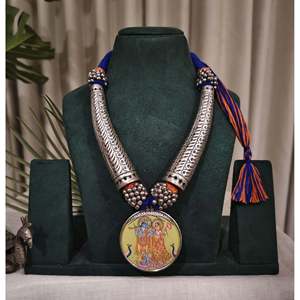 Tribal Tales Chittai Pichwai <b>Necklace</b> with Tassel Shape and Pattern - Product Image 6