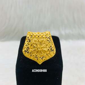 Nouveau Collier Ras-du-Cou Classique en Laiton Plaqué Or avec Chaîne Maille Curbée et Pendentif Fleur pour Fêtes et Mariages - Product Image 2