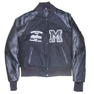 เสื้อแจ็กเก็ตสตรีผ้าทอสำเร็จรูปดีไซน์งานแฮนด์เมดและงานตามสั่ง100% - Product Image 1