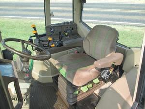 John Deerees Dir Tractor de segunda mano usado 90HP 4W Tractor de granja 4wd Diesel | Usado 2017 John Deeres 6210R M - Product Image 4