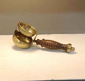 Indian Manufacturer of Metal customized finished <b>Tea</b> Strainer With Bowl Tabletop Kitchenware Loose Leaf <b>Tea</b> Strainer Filter - Product Image 1