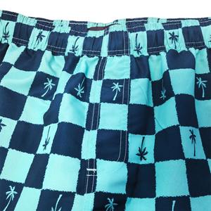 Pantalones Cortos Deportivos de Alto Rendimiento para Hombre Diseñados con Tecnología de Secado Rápido y Características de Tejido Transpirable que Absorbe la Humedad - Product Image 4