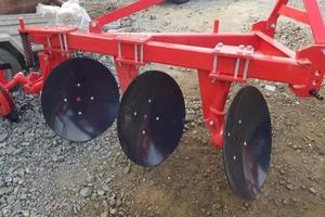 รถแทรคเตอร์90Hp 85Hp MF 385 4X4 MF 399 4X4 MF 290 2WD ล้อรถแทรกเตอร์พร้อมเกียร์ปั๊มเกียร์สำหรับการส่งออก - Product Image 3