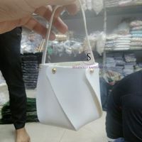 Sac à main miniature de créateur fait à la main, magnifique, pour cadeau, sac cadeau de retour pour anniversaire, travail de nœud de créateur, mini sacs pour femmes et filles