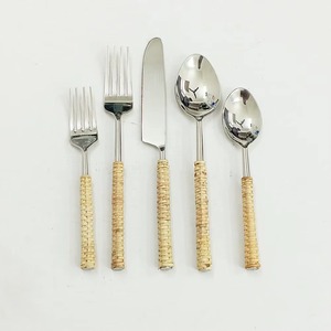 Poignées en rotin en acier inoxydable ensemble de 5 couverts couverts cuillère couteau fourchette utilisé dans la Table de cuisine argenterie plaquée couleur argent - Product Image 1