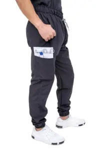 पुरुष सर्जिकल जॉगर ऑक्सफोर्ड ग्रे स्क्रब सेट - छोटी आस्तीन वी-नेक टॉप और जॉगर पैंट (कस्टम)