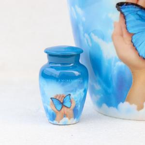 Urne de crémation en aluminium papillon de haute qualité pour cendres Urnes de cendres adultes fabriquées à la main par le fabricant Option d'impression personnalisée disponible - Product Image 4