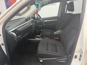 รถยนต์มือสอง ปี 2022 โตโยต้า ไฮลักซ์ 2.4D-4D พวงมาลัยซ้าย/ขวา - Product Image 4