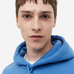 Sweats à capuche légers pour hommes de haute qualité Styles d'hiver à la mode Impression numérique Teint uni Meilleur prix Fabriqué au Pakistan - Product Image 2