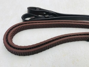 Rênes de cheval en cuir Bio Grip avec poignée en caoutchouc flexible pour le saut d'obstacles et le dressage couleur cheval Rend noir et marron - Product Image 3