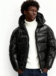 Chaqueta Deportiva con Capucha para Hombre para Clima Frío en Color Sólido, Mezcla Premium de Algodón y Poliéster, Prenda Exterior Elegante y Duradera - Product Image 2