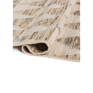 พรมขนสัตว์ทอมือลายเรขาคณิตสีเบจและสีน้ำตาล รุ่นคลาสสิค ยี่ห้ออินดัสบาร์ สำหรับห้องนั่งเล่นและห้องนอน-รุ่น DWRM-173 - Product Image 2