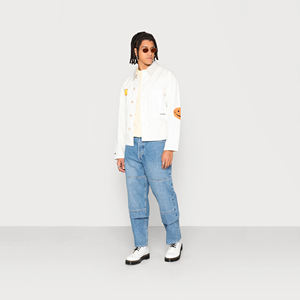 สต็อคเสื้อผ้าจำนวนมากเสื้อผ้าสีผสมเสื้อผ้ามือสองเสื้อยืดลายพื้นย้อมสีทึบผ้าฝ้าย100% โอเวอร์ไซส์ออกแบบโลโก้ได้ตามต้องการ - Product Image 3