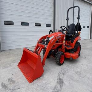 Tracteur compact Kubota de qualité supérieure, livraison rapide, achetez maintenant aux meilleurs prix de gros pour une utilisation agricole et de terrassement fiable. - Product Image 1